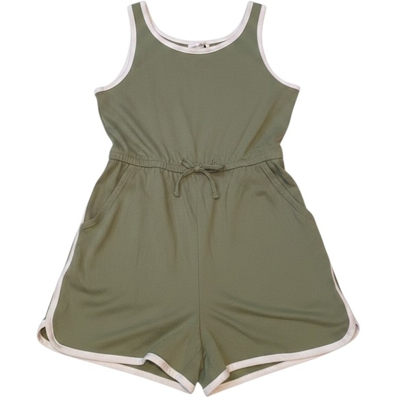 wonder nation Other - NWT Wonder Nation Win Play Romper Size S (6-6X) Terrace Green Color Pockets